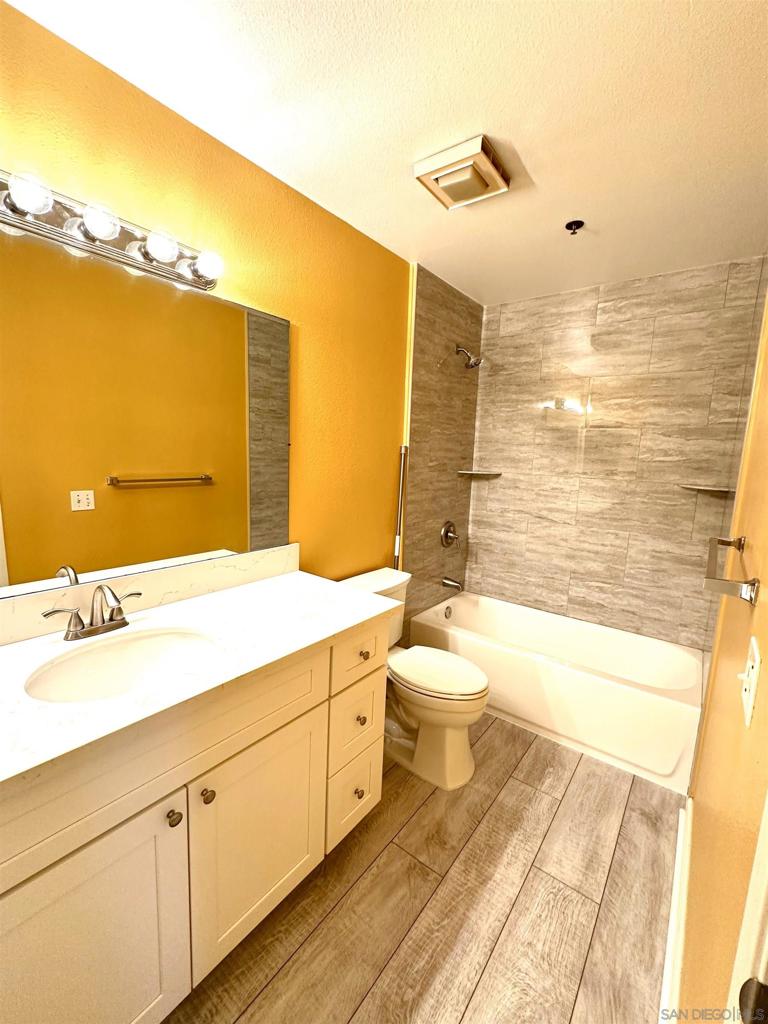 MLS #250034702SD img 37