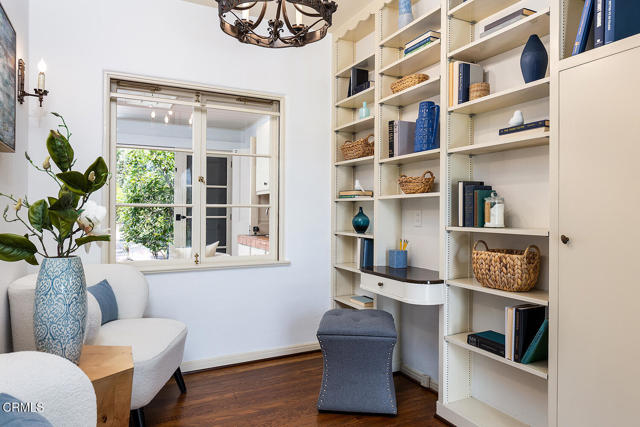 314 Arroyo Drive, South Pasadena CA: https://media.crmls.org/mediaz/371b3ffc-f1fe-453a-9201-851189dcc3a0.jpg