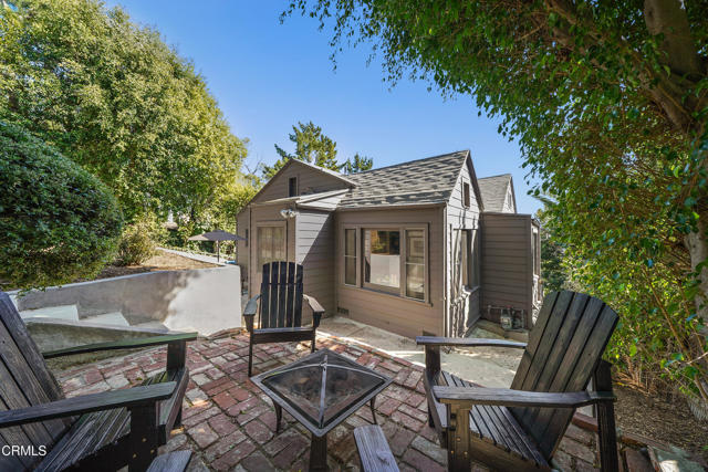 Detail Gallery Image 32 of 36 For 3961 Cumberland Ave, Los Angeles,  CA 90027 - 3 Beds | 2 Baths