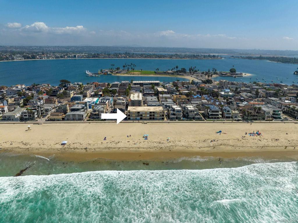 3755 Ocean Front Walk 12, San Diego, CA 92109
