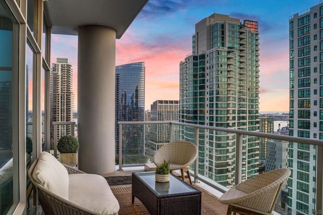 1262 Kettner Blvd, San Diego CA: https://media.crmls.org/mediaz/371c4781-e5fd-4164-9220-0bc0dfebfa57.jpg