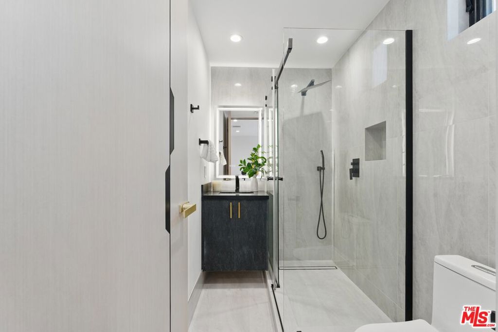 4906 Van Noord AvenueSherman Oaks image #51