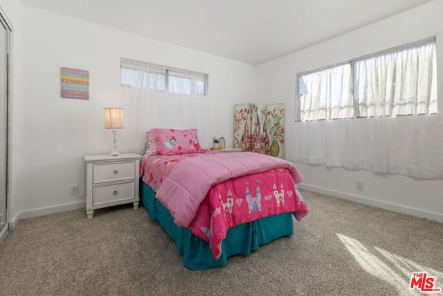 1230 South Mayflower Avenue, D photo 19
