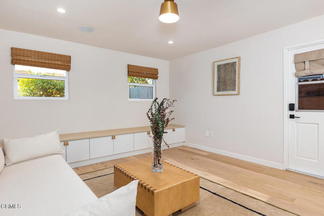 Detail Gallery Image 15 of 40 For 987 Bell St, Pasadena,  CA 91104 - 4 Beds | 5 Baths