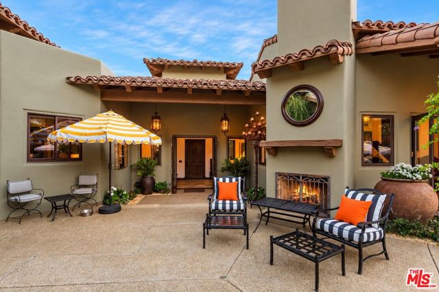 2489 Tuscany Heights Drive, Palm Springs, CA 92262