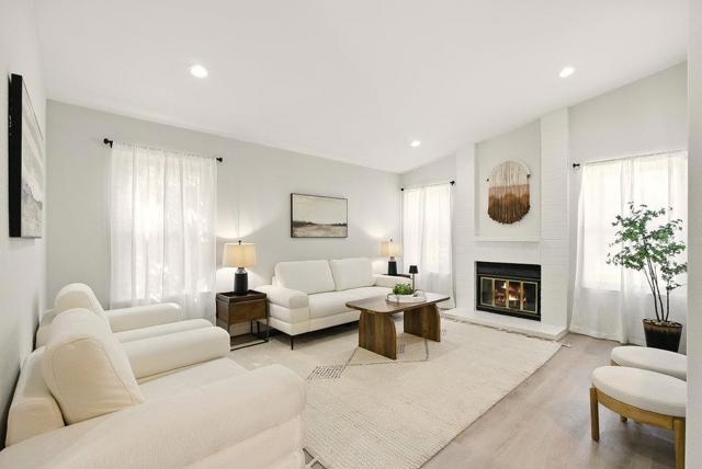 1180 Peterson Drive, Gilroy CA: https://media.crmls.org/mediaz/371e8151-337b-4c4a-b6de-a9d6808dce58.jpg
