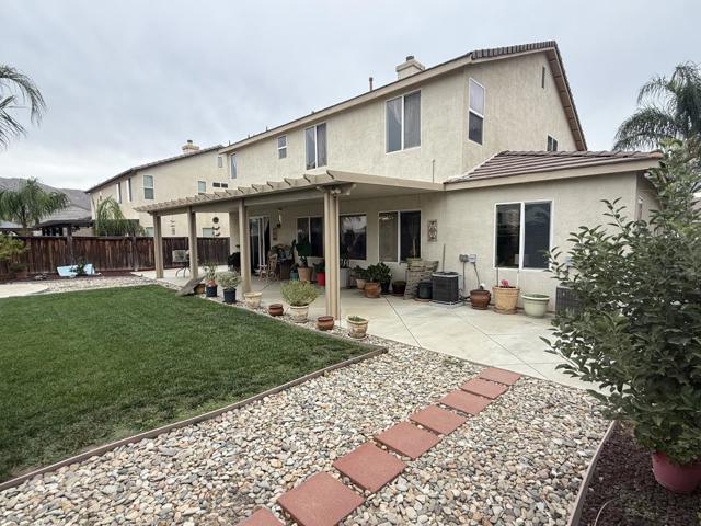 2760 Newcastle Way, San Jacinto CA: https://media.crmls.org/mediaz/371e8dea-ad5c-4c47-86aa-d773ec3af261.jpg