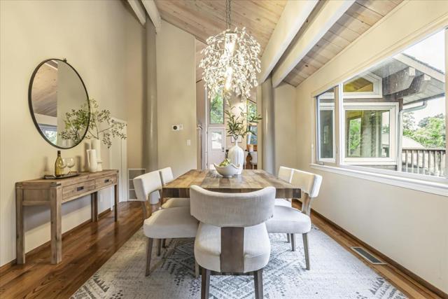 19233 Mountain Way, Los Gatos CA: https://media.crmls.org/mediaz/37201c2e-d53e-4a38-8ebd-6e3c0a46ce21.jpg