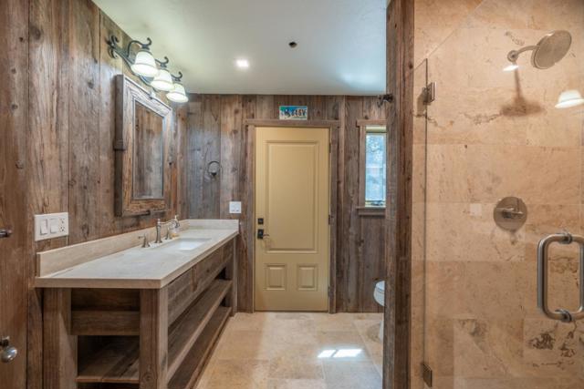 10265 Calle De Robles, Carmel Valley CA: https://media.crmls.org/mediaz/3721156d-badb-4839-b29a-f98af3685078.jpg