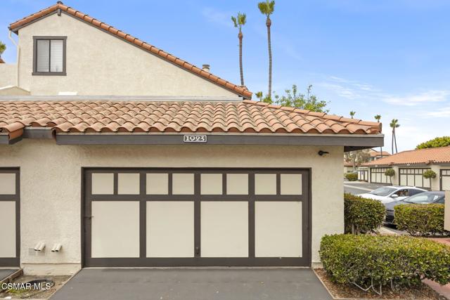 1923 Majorca Drive, Oxnard CA: https://media.crmls.org/mediaz/3721ad76-2ce3-4bb0-a1a1-76558d115ef5.jpg