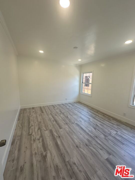 8037 Campion Drive, Los Angeles CA: https://media.crmls.org/mediaz/3721cfa4-7c55-4f30-ac2b-9ca95e7ef9be.jpg