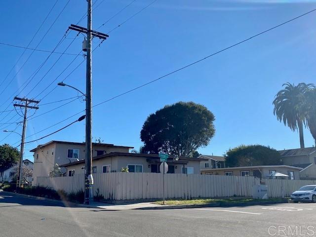 722 Freeman Street, Oceanside, California 92054, ,Commercial Sale,For Sale,Freeman,NDP2201284