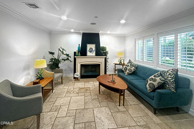 Detail Gallery Image 17 of 28 For 2180 Vista Del Mar Dr, Ventura,  CA 93001 - 3 Beds | 3/1 Baths