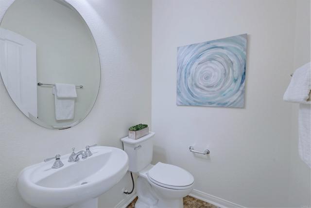 954 Prism Drive, San Marcos CA: https://media.crmls.org/mediaz/3723fb04-37fc-41ef-a44b-6e71a4ef99b1.jpg