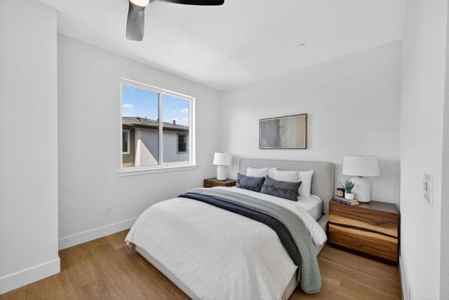 955 Woodside Road, Redwood City CA: https://media.crmls.org/mediaz/3724274a-16b1-4197-9711-412ea2c8b4db.jpg