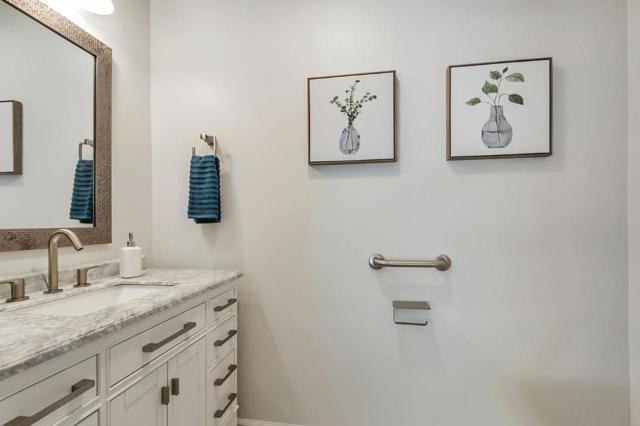 20335 Saratoga Los Gatos Road, Saratoga CA: https://media.crmls.org/mediaz/3724a2cb-854f-4ae8-a5be-2d8dd6897fc6.jpg