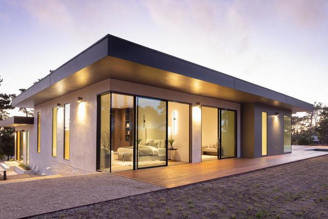 31 Poppy Lane, Pebble Beach CA: https://media.crmls.org/mediaz/37251e85-60e7-45e6-b40c-e49c38be04fa.jpg