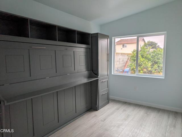 2220 Joyce Place, Oxnard CA: https://media.crmls.org/mediaz/3725a106-6bd4-4486-9a6d-6c1fc46e9055.jpg