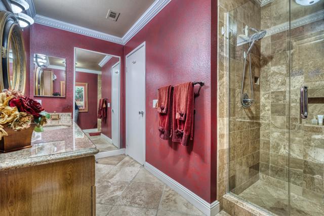 54564 Oak Tree, La Quinta CA: https://media.crmls.org/mediaz/37278593-8ad8-4f76-8a58-fccf385216a7.jpg