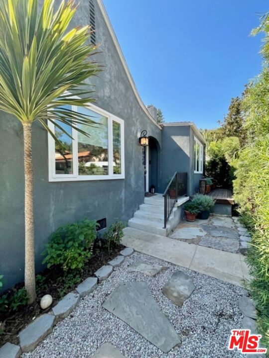 2924 Van Pelt Pl, Los Angeles, CA 90026