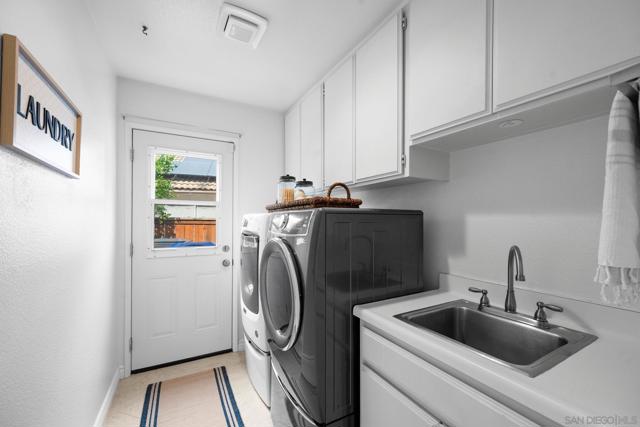 11479 Grassy Trail Dr, San Diego CA: https://media.crmls.org/mediaz/372ac4a3-484e-4a04-bd79-aa989e26518b.jpg