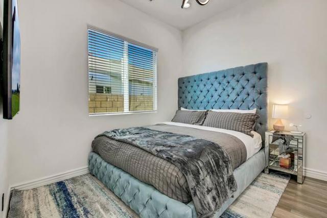 Image 24 of 96 For 84325 Canzone Drive