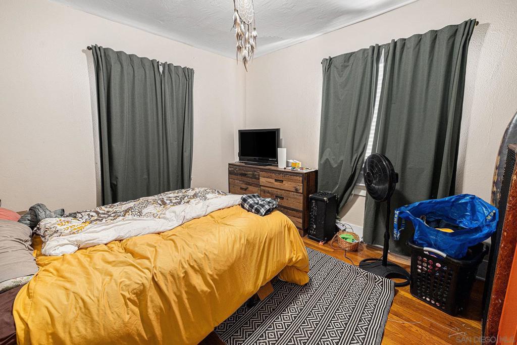 3042 Broadway - photo 11
