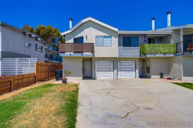4527 Contour Blvd., San Diego CA: https://media.crmls.org/mediaz/372c26d1-6d0c-4a17-9554-26df3457542c.jpg