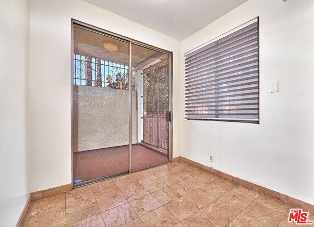 3315 Griffith Park Boulevard, Los Angeles CA: https://media.crmls.org/mediaz/372c79f3-d477-4680-b115-9cd5d7c884d6.jpg