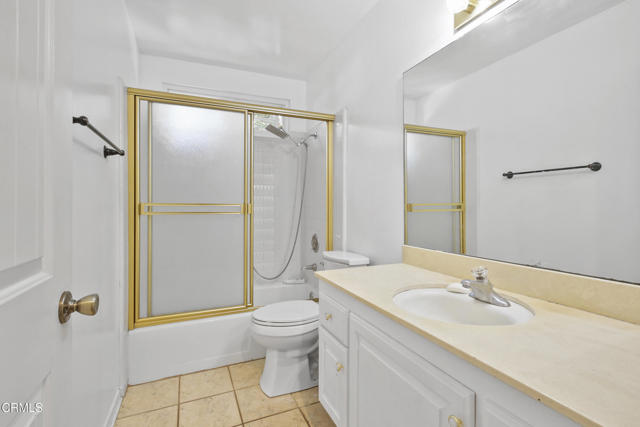 Detail Gallery Image 9 of 17 For 276 Verde Vista Dr, Thousand Oaks,  CA 91360 - 3 Beds | 2 Baths