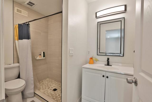 42955 Corte Verde, Fremont CA: https://media.crmls.org/mediaz/372d0689-9ff0-4ba3-801d-114ef5ecc1f4.jpg