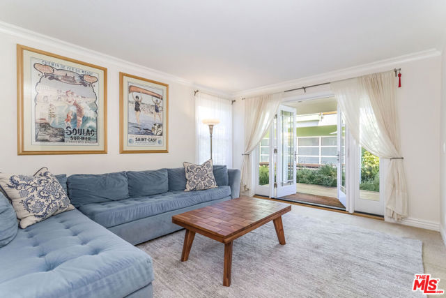 3734 Wade Street, Los Angeles CA: https://media.crmls.org/mediaz/372dcde9-e17a-4f93-b7ef-9d66d531e3a2.jpg