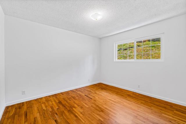 45 Crescent Drive, Watsonville CA: https://media.crmls.org/mediaz/372e2230-de25-4fef-ae41-eec8aac2bf46.jpg