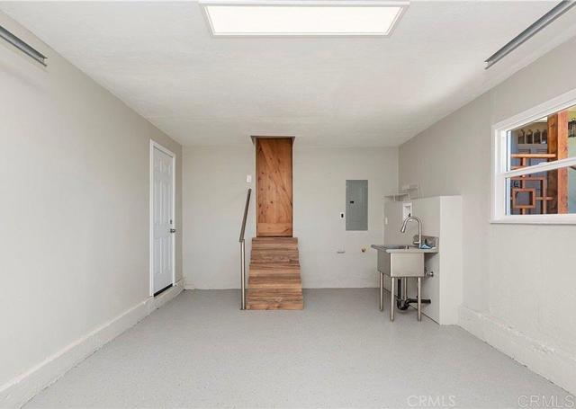 Image 15 of 25 For 6121 Winchester St