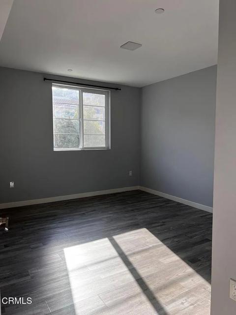 Detail Gallery Image 6 of 19 For 1111 Echo Park Ave #202,  Los Angeles,  CA 90026 - 1 Beds | 1 Baths
