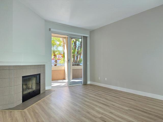 Detail Gallery Image 6 of 23 For 1950 Camino De La Reina #106,  San Diego,  CA 92108 - 2 Beds | 2 Baths