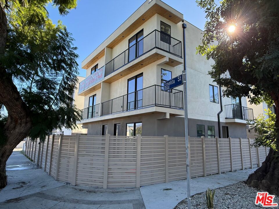 11528 Emelita Street