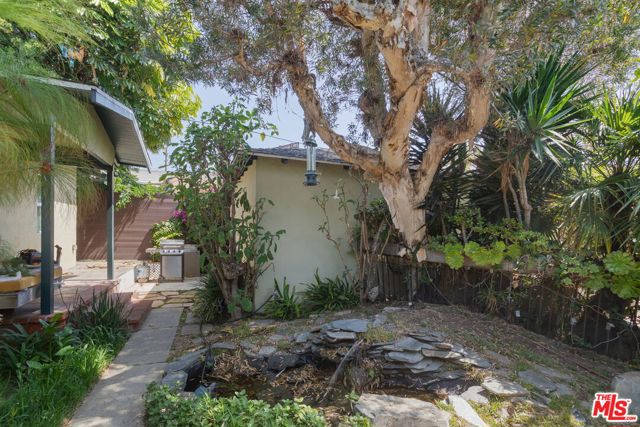 767 Sunset Avenue photo 24