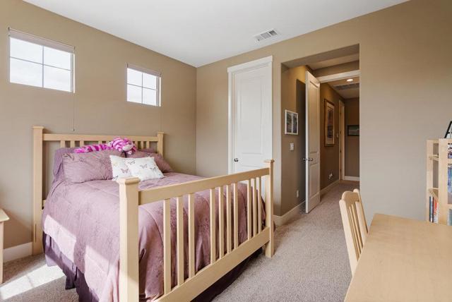 1515 Sunflower Drive, Hollister CA: https://media.crmls.org/mediaz/3736e34a-dc11-427c-b86e-46038fcd4654.jpg