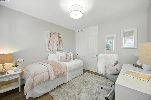 3841 Kamp Dr, Pleasanton CA: https://media.crmls.org/mediaz/3737eb03-0d1e-4334-bab1-a11ff05b4f45.jpg