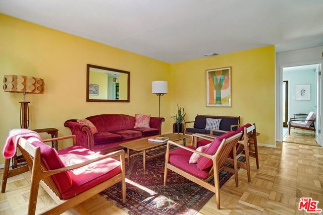 1865 UPPERTON Avenue, Los Angeles CA: https://media.crmls.org/mediaz/3738dff2-dc80-42f8-a304-eb175ecf786c.jpg