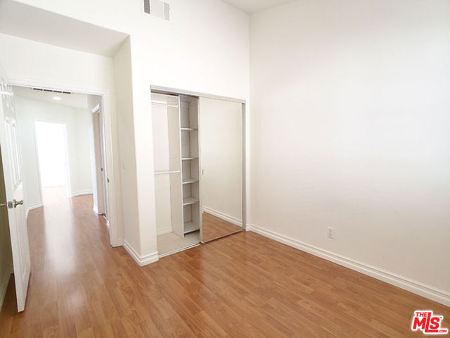 821 S Gramercy Place, Los Angeles CA: https://media.crmls.org/mediaz/3739004b-d6b9-4db0-9a4b-a7ac773f6ab9.jpg