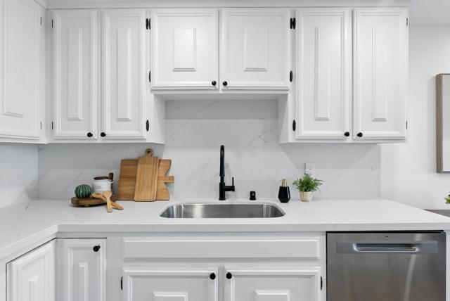 30 Mounds Road, San Mateo CA: https://media.crmls.org/mediaz/3739231a-0d8b-4214-9b2a-82278082c21a.jpg