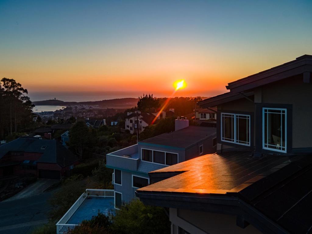 https://media.crmls.org/mediaz/37392dc4-4b5b-4397-a7b1-2aa882d9a4d9.jpg?preset=X-Large