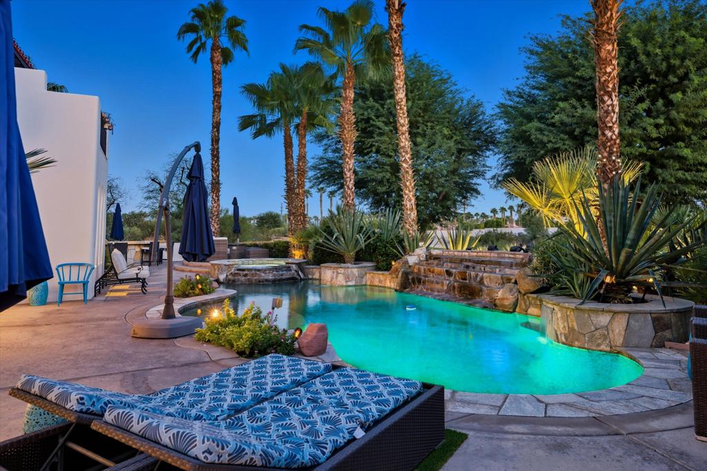 MLS #219138107DA image #1