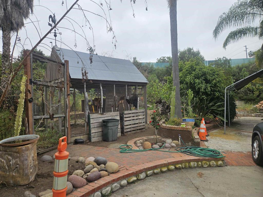 935 Encinitas Blvd - photo 13