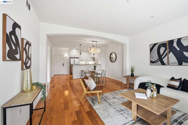 4463 Hyde Cmn, Fremont CA: https://media.crmls.org/mediaz/373b78ba-854b-4180-9f3d-9d77ac23ac52.jpg