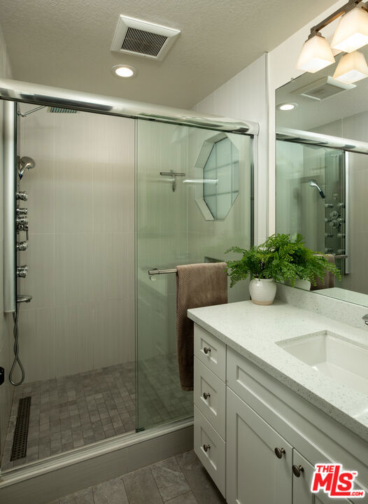 2481 Rebecca Lynn Way, Santa Clara CA: https://media.crmls.org/mediaz/373cdc5d-8b3b-4011-a1be-ad36b5f08af0.jpg