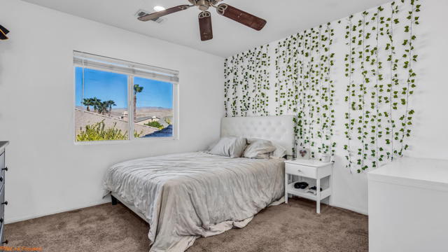 37434 Bradford Drive, Indio CA: https://media.crmls.org/mediaz/373d1377-0ce4-4b5c-9c7e-44b6fc20ffb3.jpg