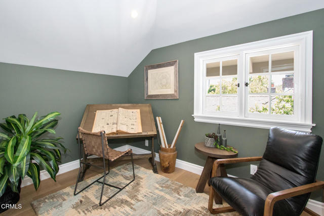 1036 S Madison Avenue, Pasadena CA: https://media.crmls.org/mediaz/373d467b-8230-4870-a0be-dbec673d2309.jpg